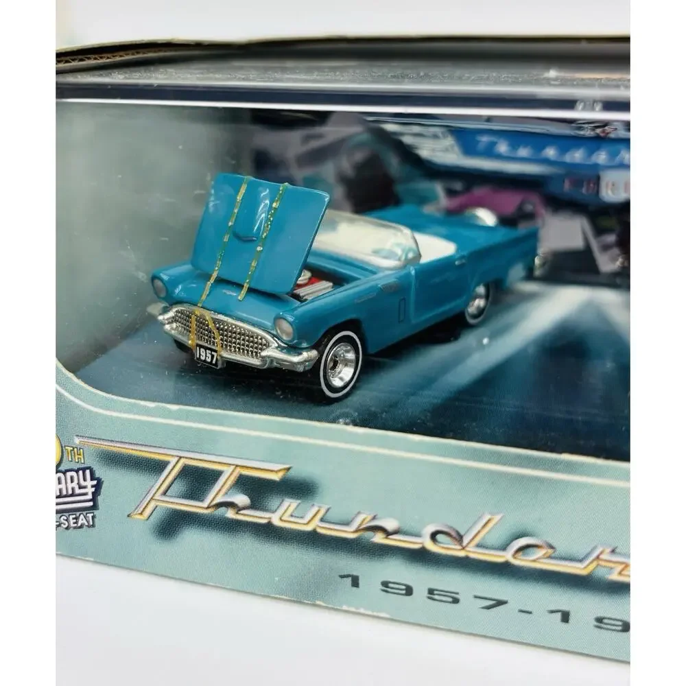 Hot Wheels 40th Anniversary 1957-1997 Ford Thunderbird 2-Seat Set 16989 NIB